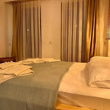 Comfy Studio Flat 2 Min To Beach And Marina شقة *